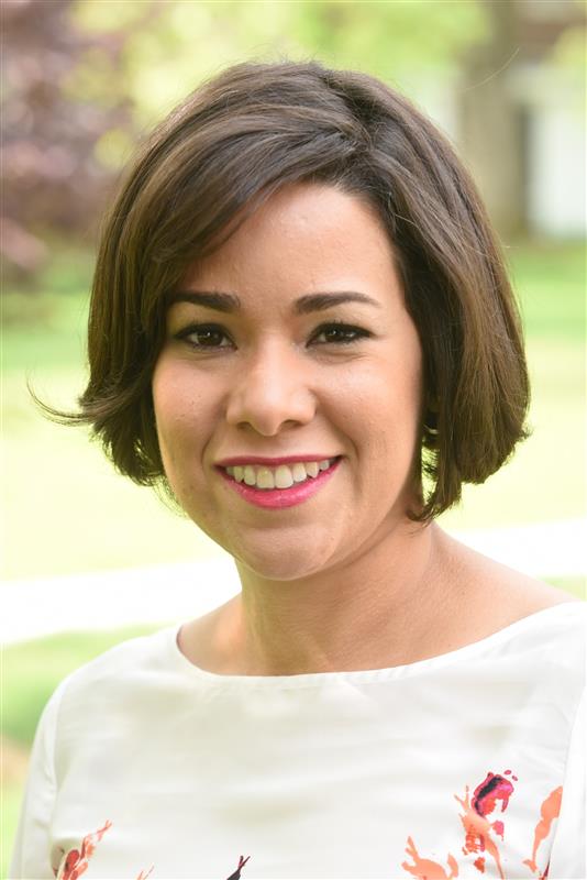Headshot of Elisa Valenzuela